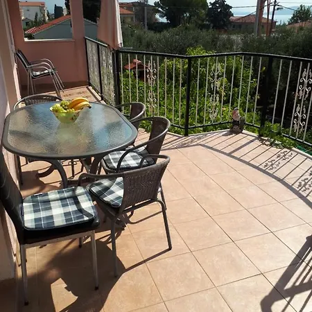 Apartamento Laura No.1 Kaštela