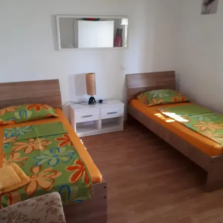 Laura No.1 Apartament Kaštela