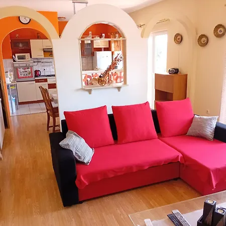 Apartment Laura No.1 *